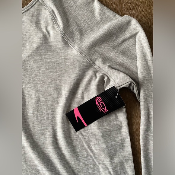 NWT Grey active long sleeve - Picture 2 of 6